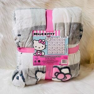 Hello Kitty Blanket Full/Queen